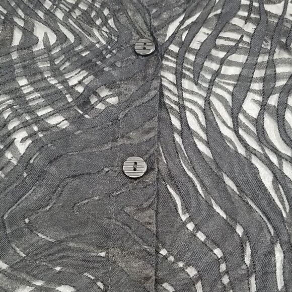 Bamboo Traders Blouse Womens Size Large Button Up Top 3/4 Sleeve Zebra Print - Picture 3 of 10